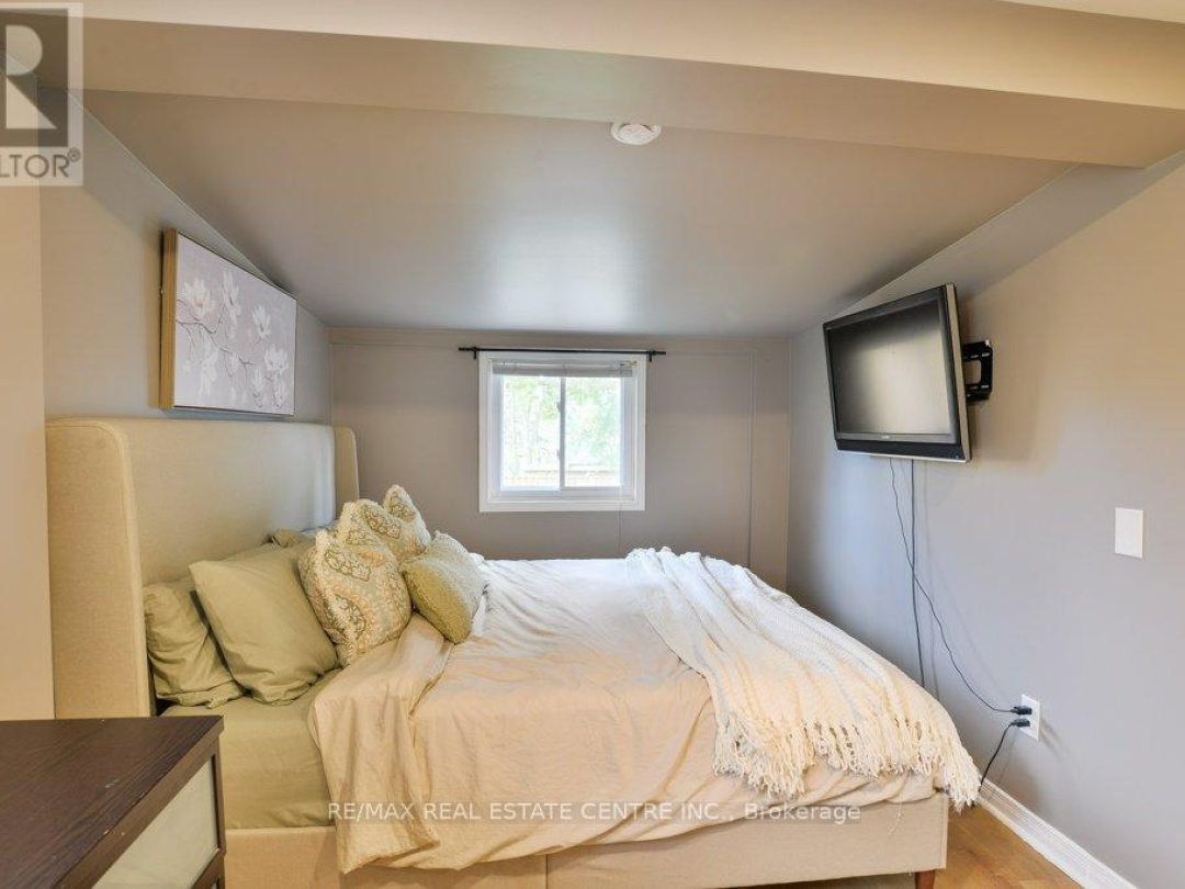 349 BARRIE ROAD, 
