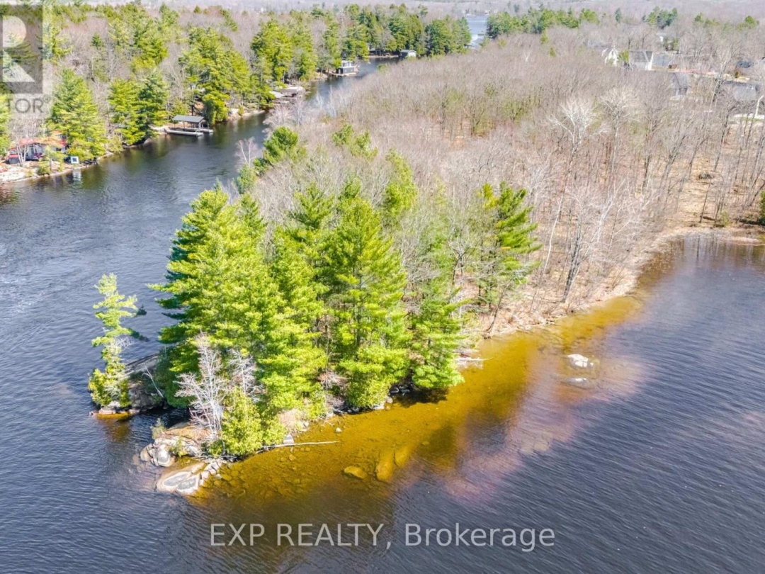 3421 RUSSELL DRIVE, Gloucester Pool
