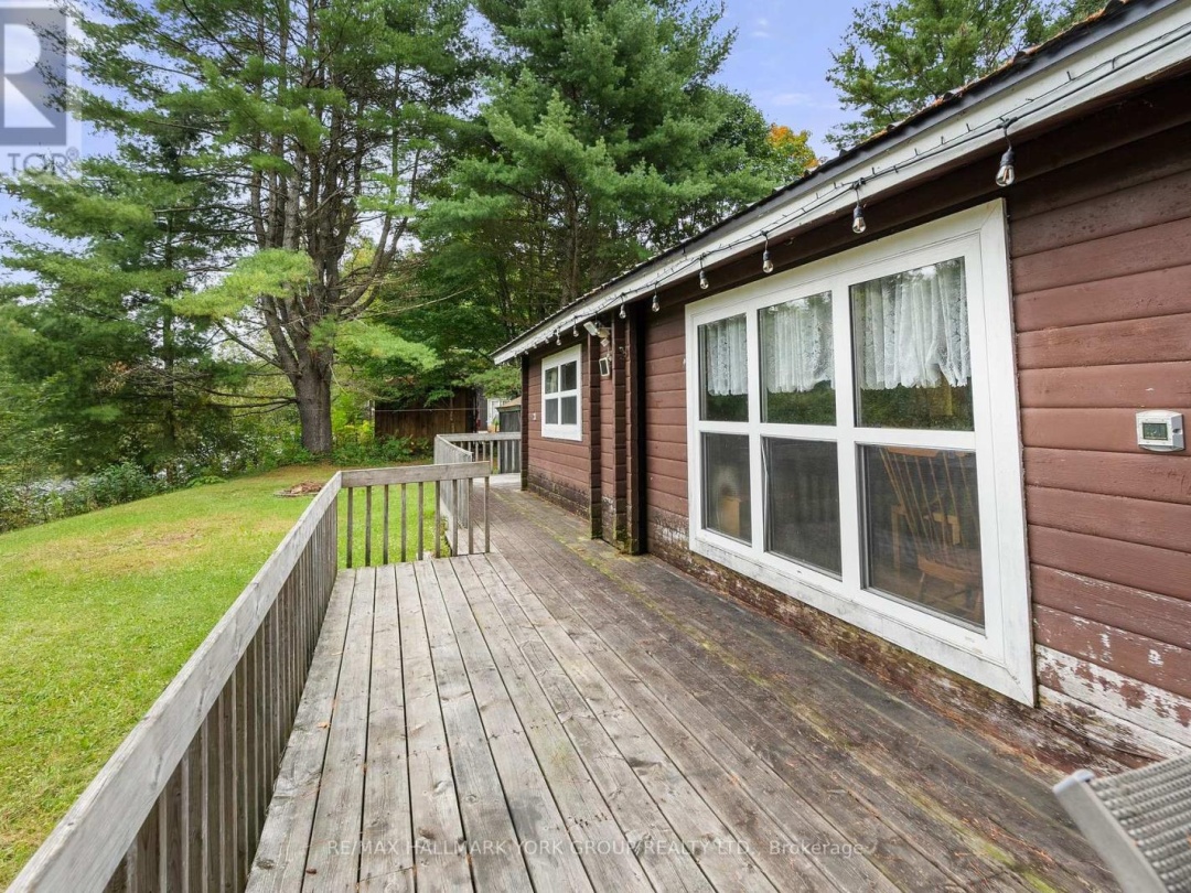 1042 Goadsby Trail, Burnt Lake