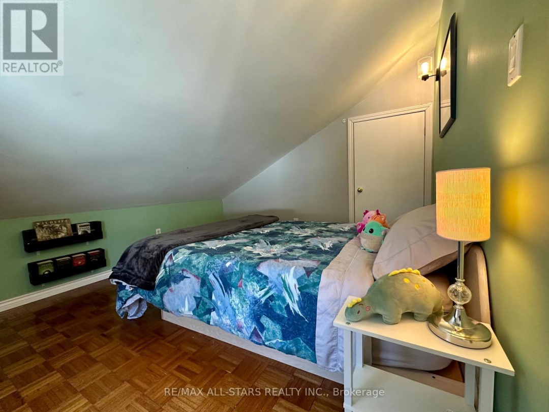 398 EDWINA DRIVE, Miskwaa Ziibi