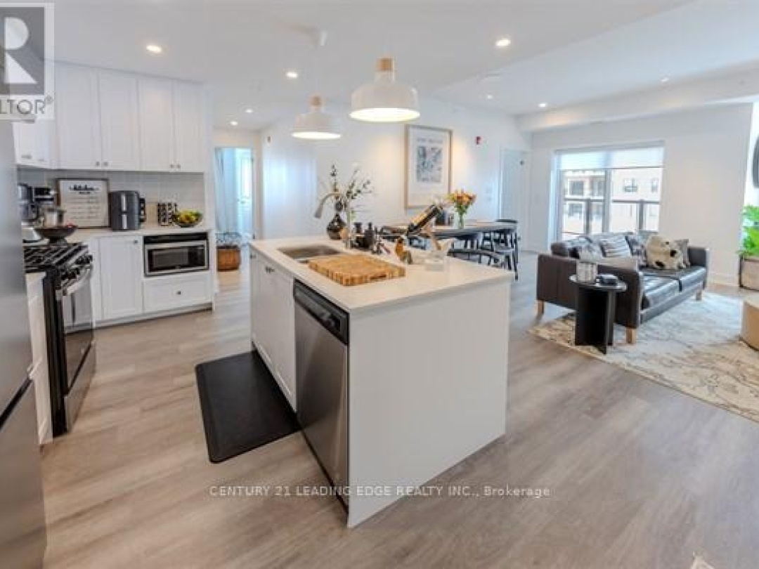 301 - 19B WEST STREET, Cameron Lake