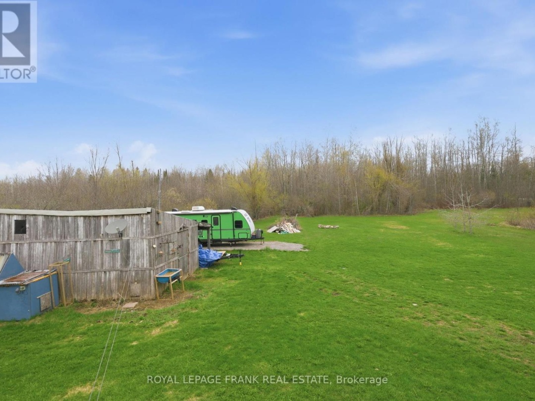 879 LINDEN VALLEY ROAD, Kawartha Lakes (Mariposa)
