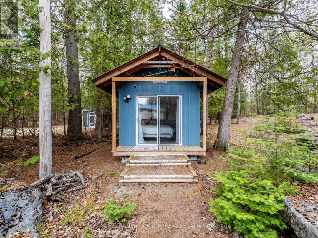 63 LITTLE SILVER LAKE WAY, Little Silver Lake