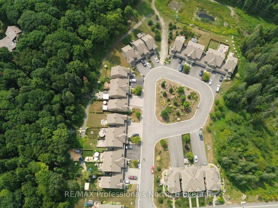 8 SPALDING CRESCENT, Huntsville (Chaffey)