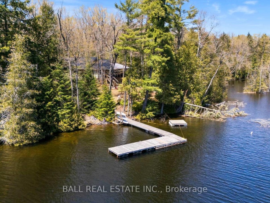 479 EAST CLEAR BAY ROAD, Crystal Lake