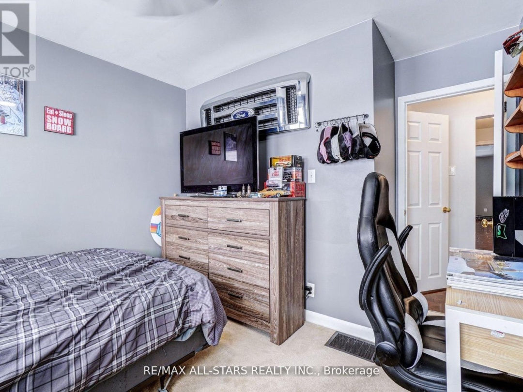 904 ELDON ROAD, 