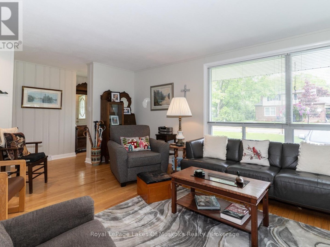 555 Sarah Street N, Gravenhurst (Muskoka (S))