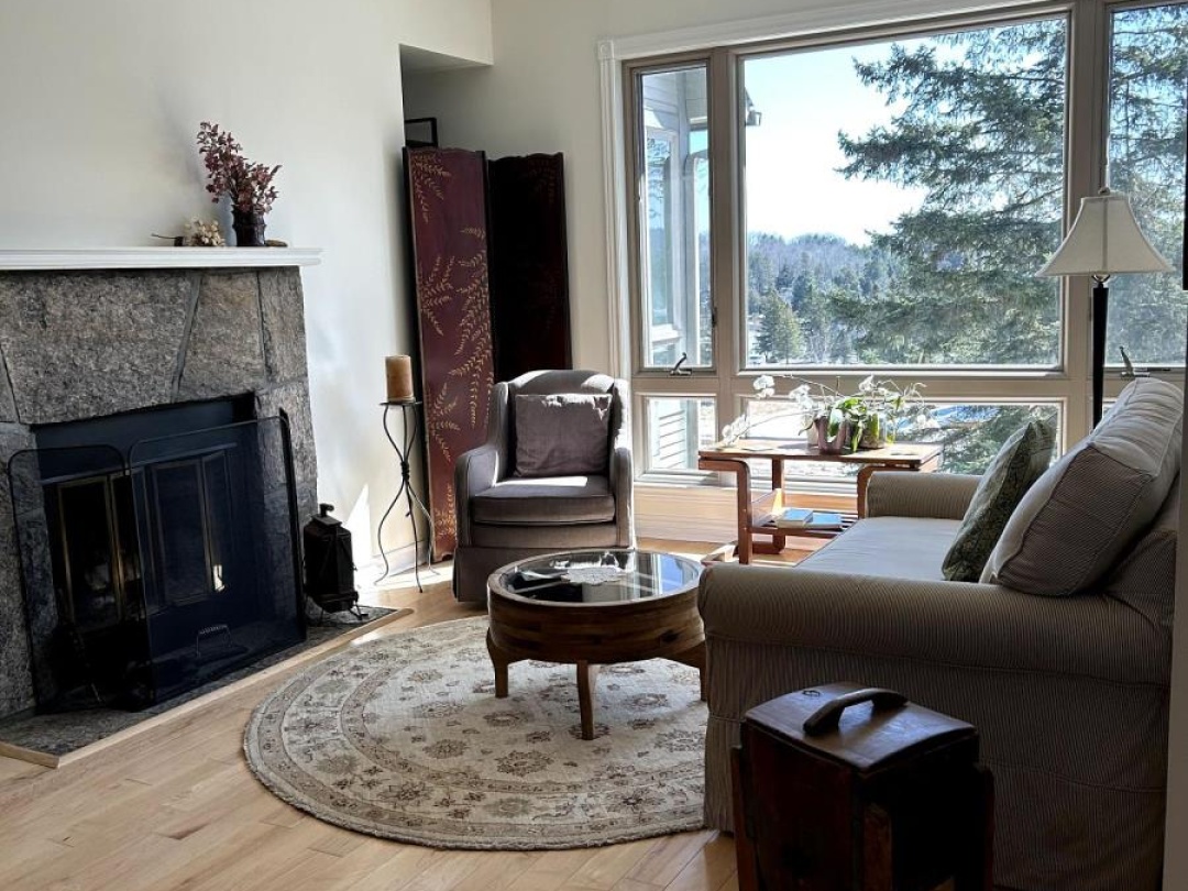 5 - 3421 GRANDVIEW FOREST DRIVE, 