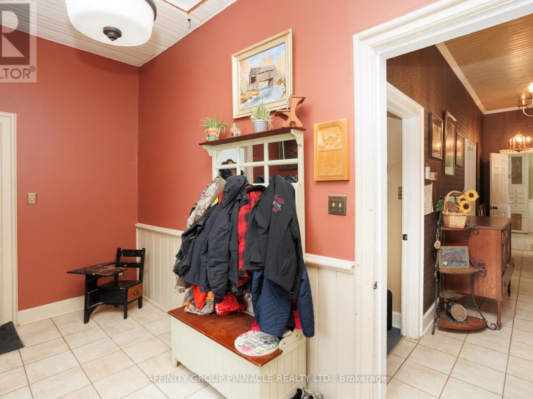 254 Lorneville Road, Kawartha Lakes (Eldon)