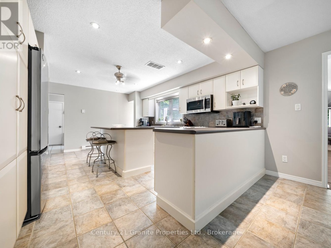 7 TUDHOPE STREET, 