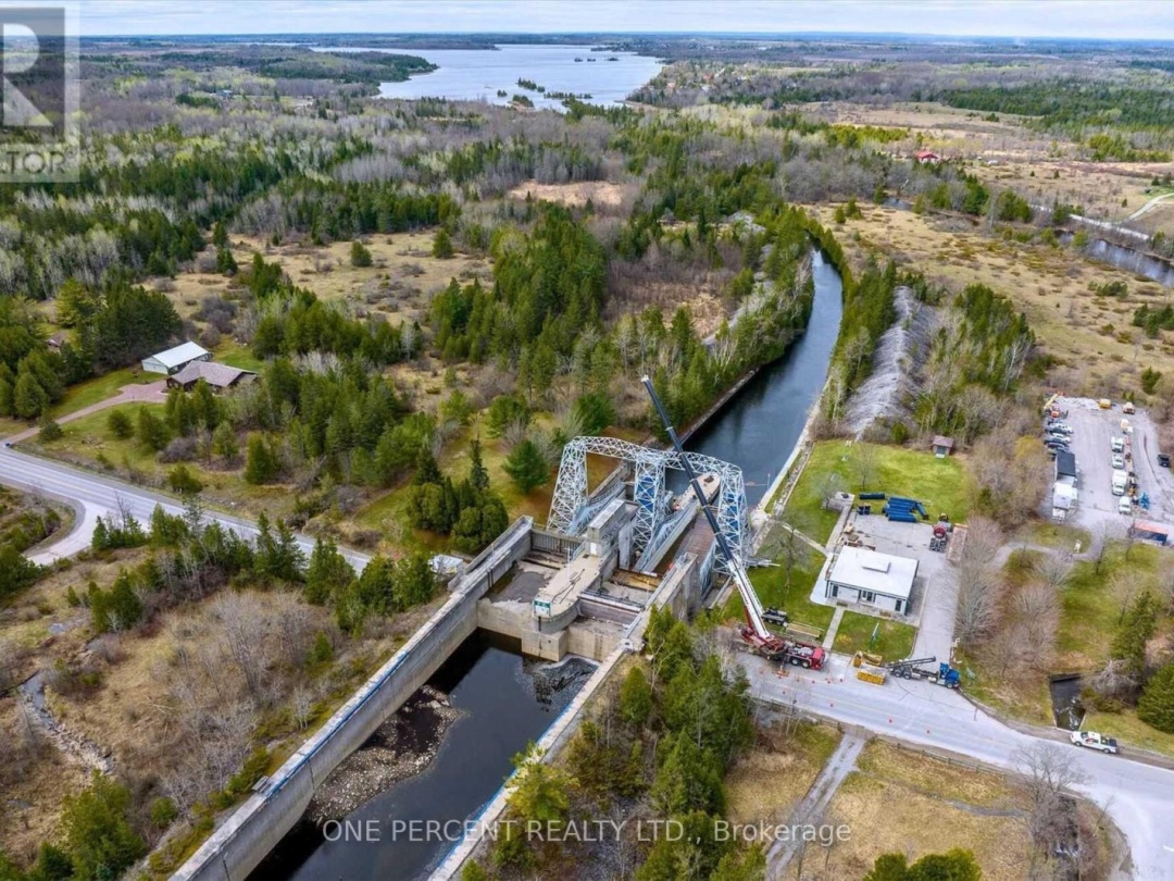 175 DRIFTWOOD SHORES ROAD, Canal Lake