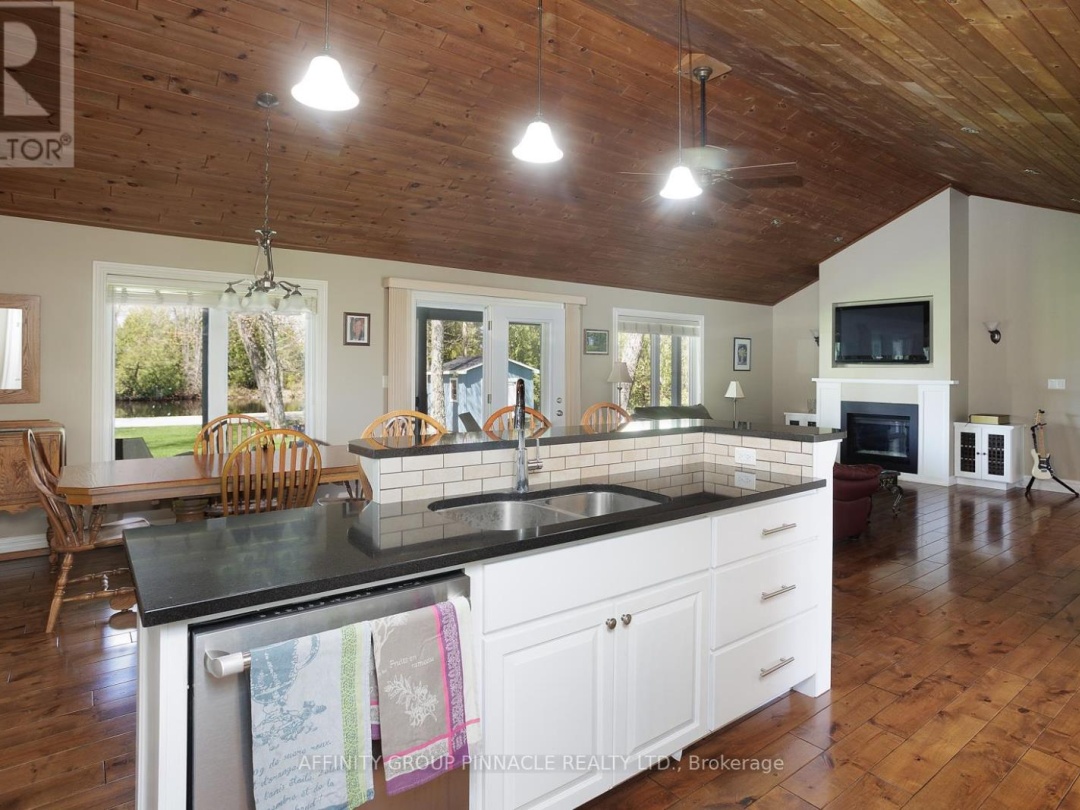 210 MOORINGS DRIVE, Burnt River