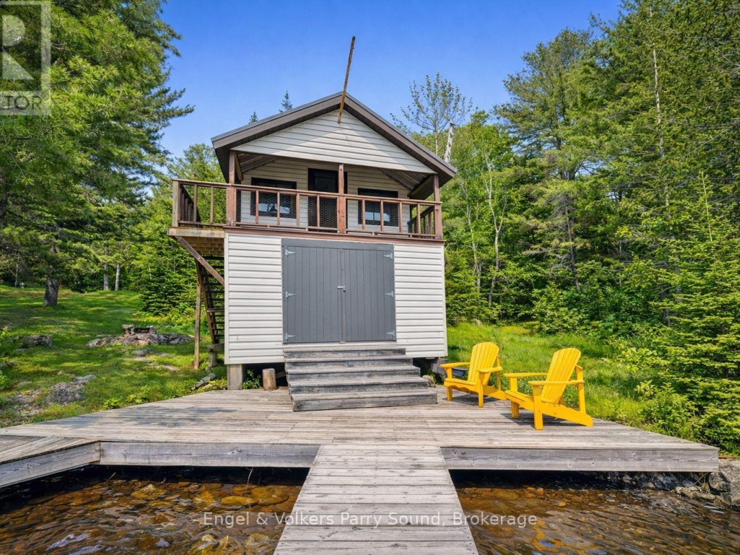 53 BIRDWOOD LANE, Harris Lake