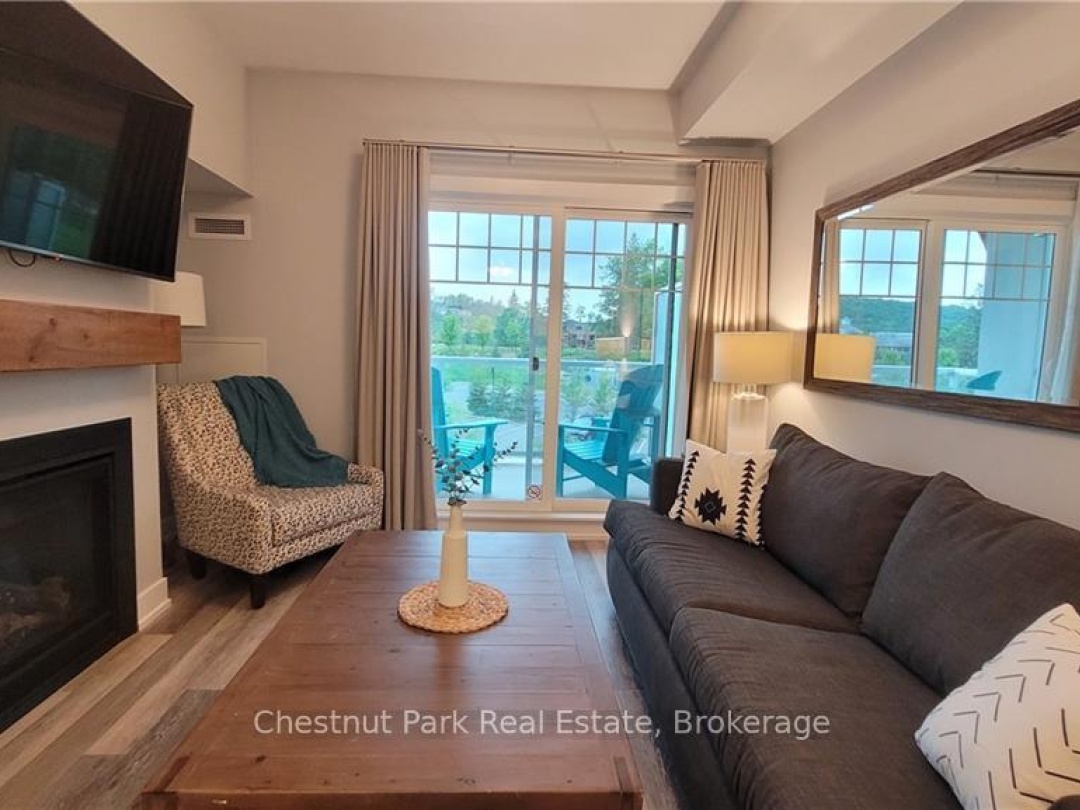 330 - 25 PEN LAKE POINT ROAD, 