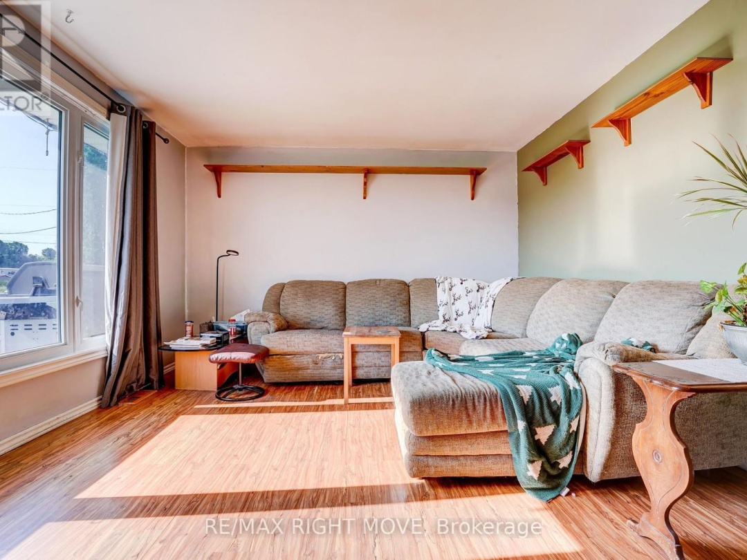 4142 STEWARTS LANE, Severn