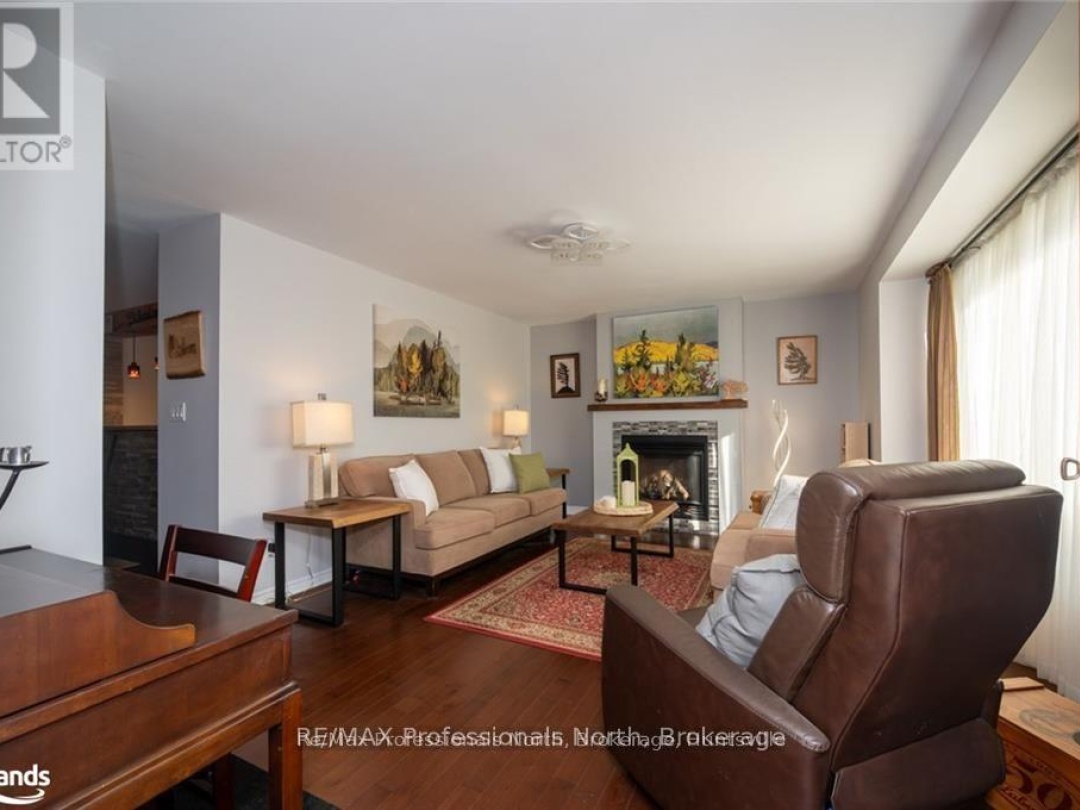 40 GLENWOOD DRIVE, Huntsville (Chaffey)
