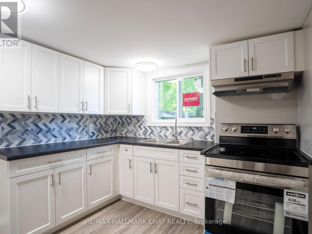 635 FIRST STREET S, Gravenhurst (Muskoka (S))