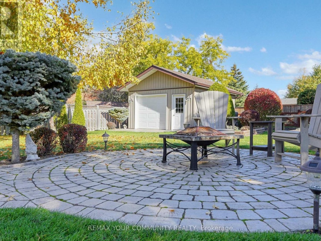 30 GRANT DRIVE, Kawartha Lakes (Oakwood)