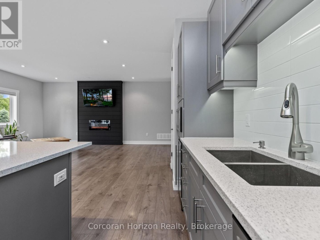 12 REIDS RIDGE, 