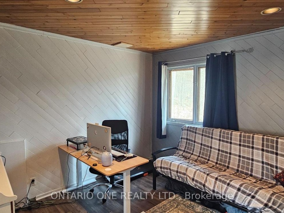 1045 COWBELL LANE, Gravenhurst (Morrison)