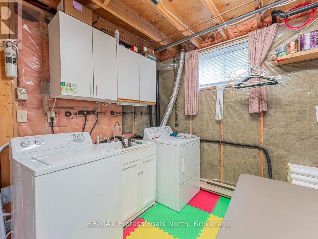 1029 LOYALIST DRIVE, 