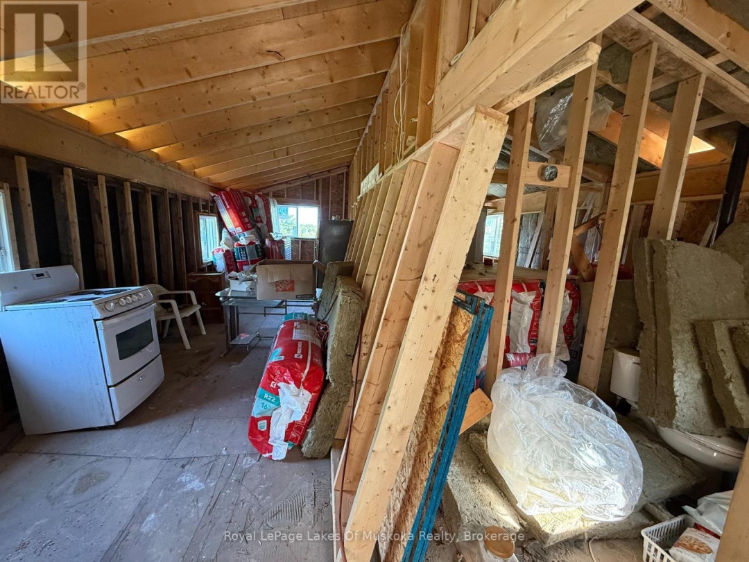 48 KITCHEN ROAD S, 