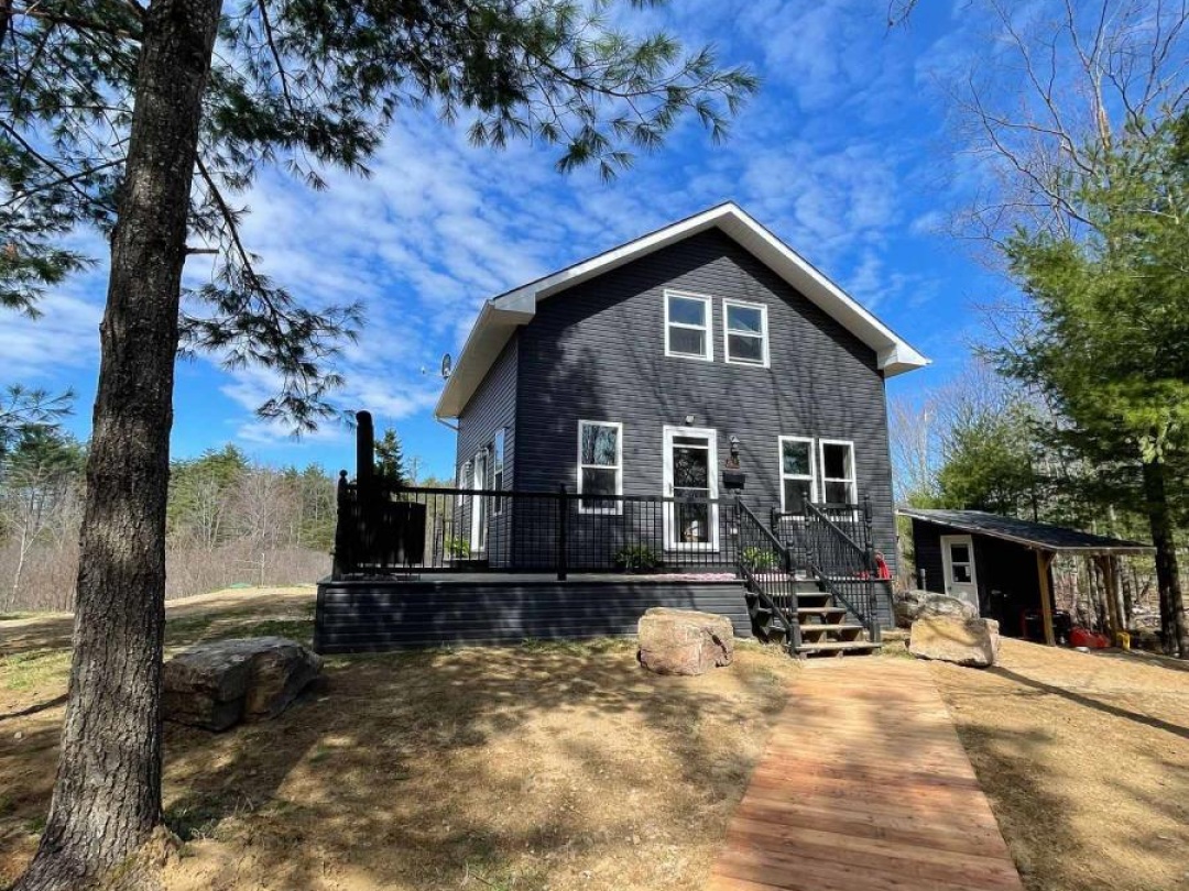 1295 DEEP BAY ROAD, Minden Hills (Lutterworth)