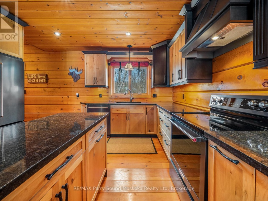 48 WENDY'S LANE, Manitouwabing Lake