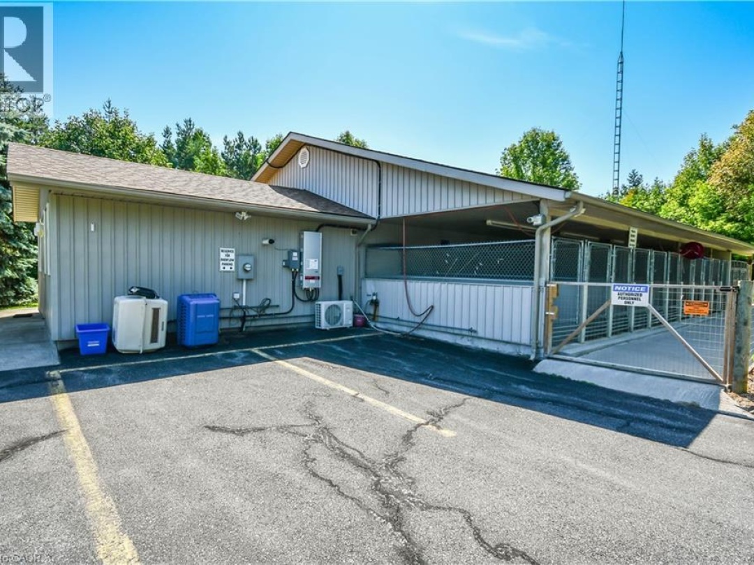 3040 TOWNLINE Road, 