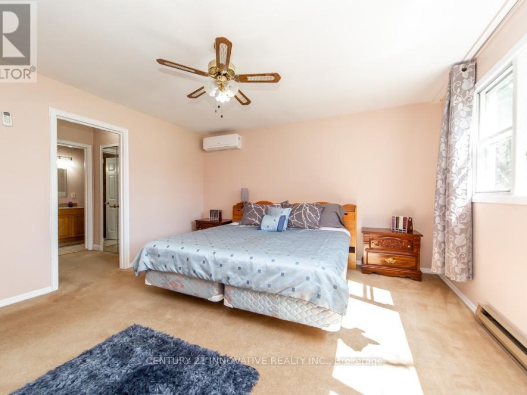 159 MCGUIRE BEACH ROAD, Canal Lake