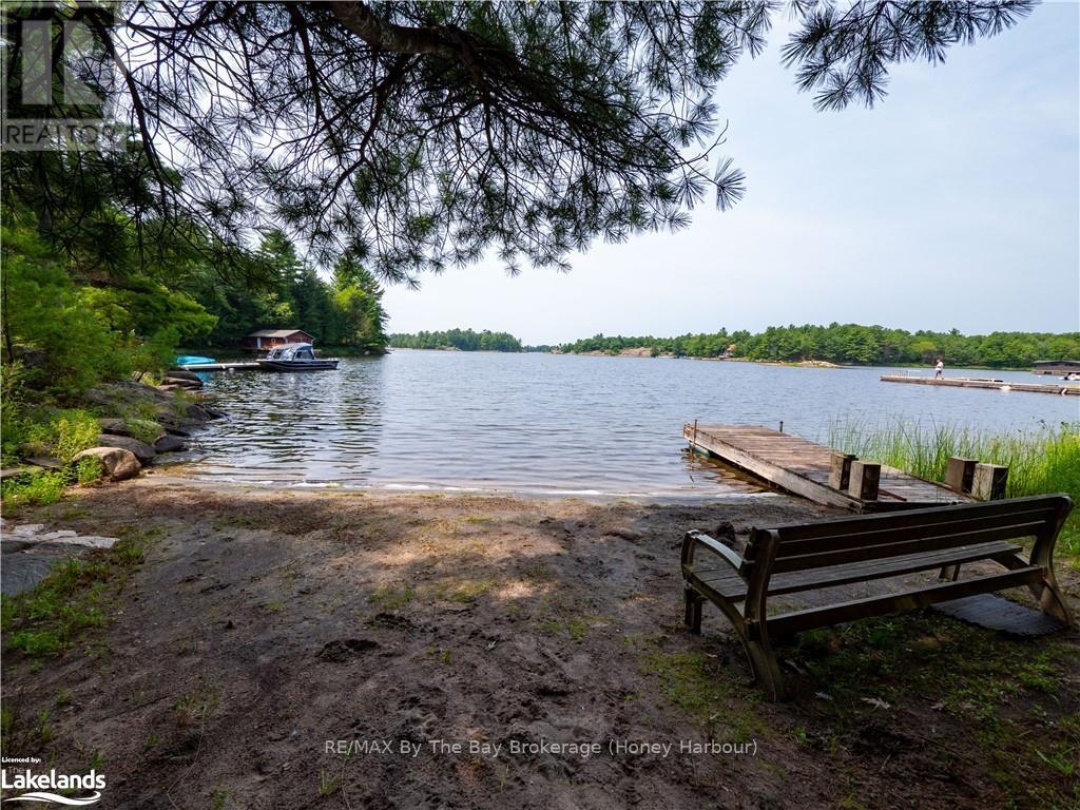 15548 Georgian Bay Shore, Georgian Bay (Baxter)