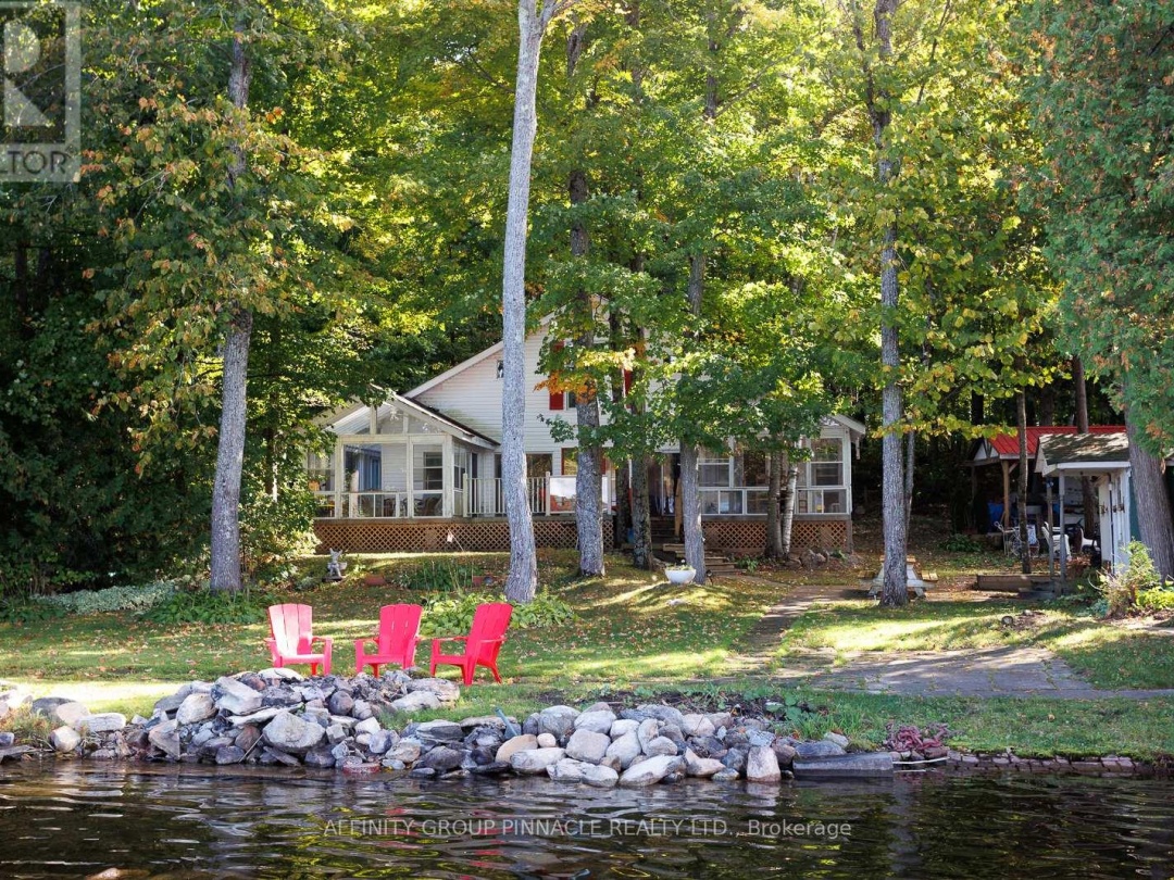 38 Dewey's Island Road, Cameron Lake