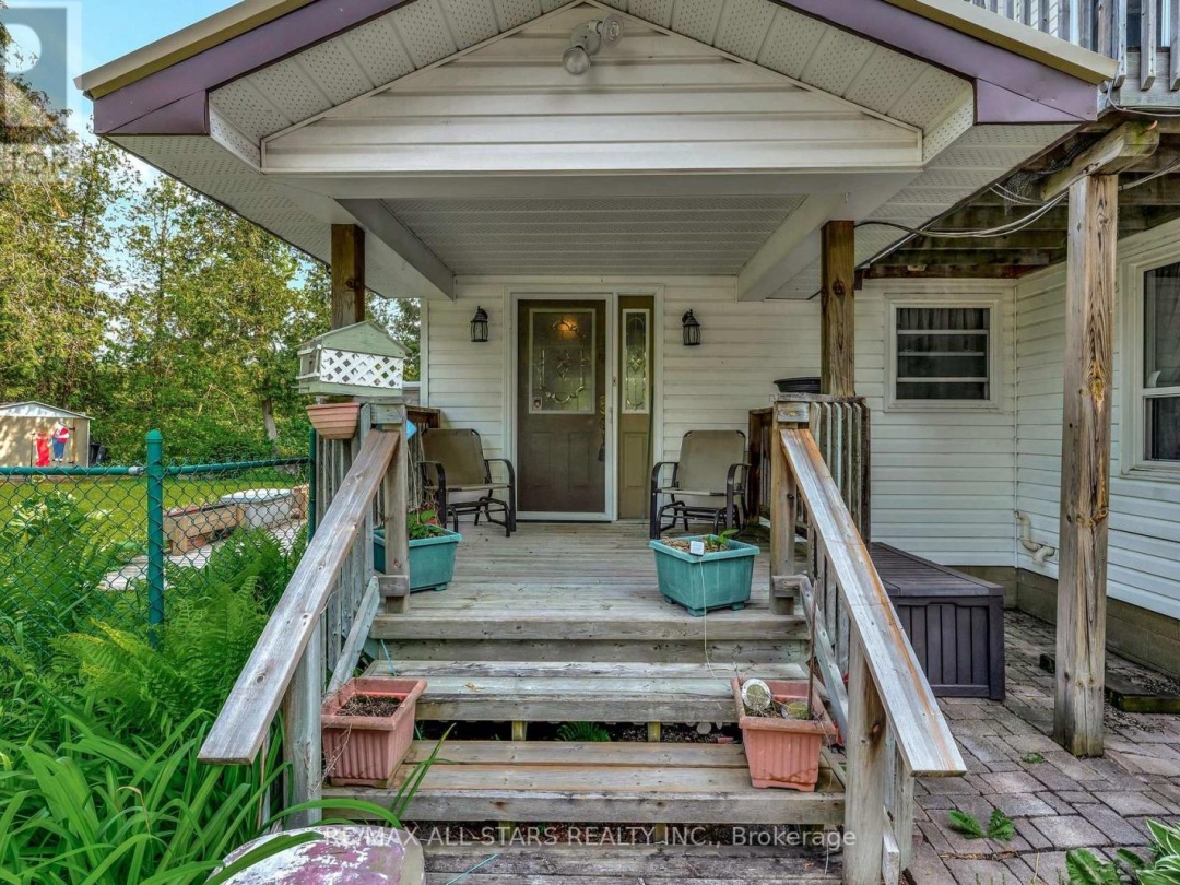 14 WYCHWOOD DRIVE E, 