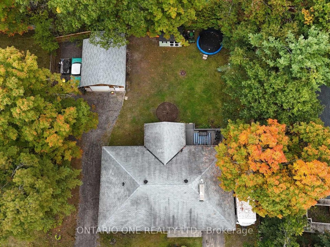 550 MUSKOKA BEACH ROAD, 