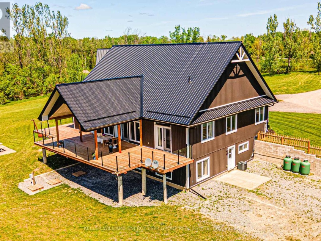 44 Ball Point Road, Kawartha Lakes (Mariposa)