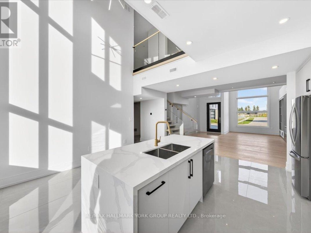 3740 LAKEPOINT DRIVE, Severn (West Shore)