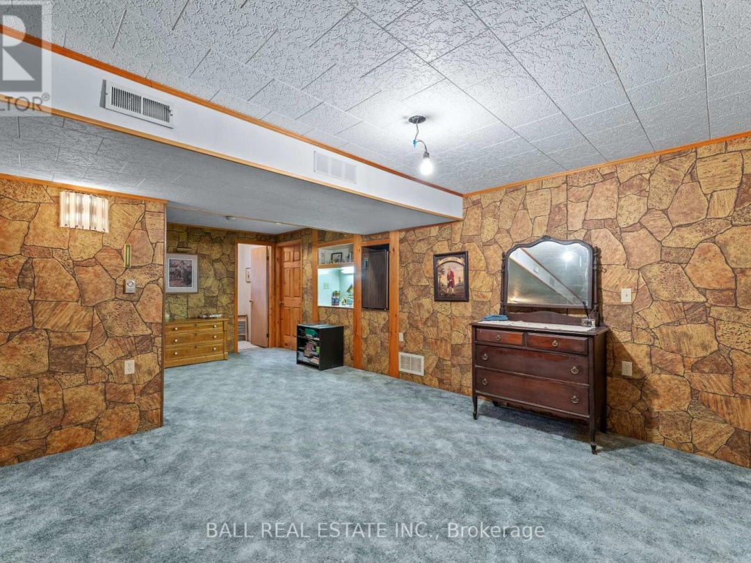 48 STANLEY DRIVE, Kawartha Lakes (Fenelon Falls)