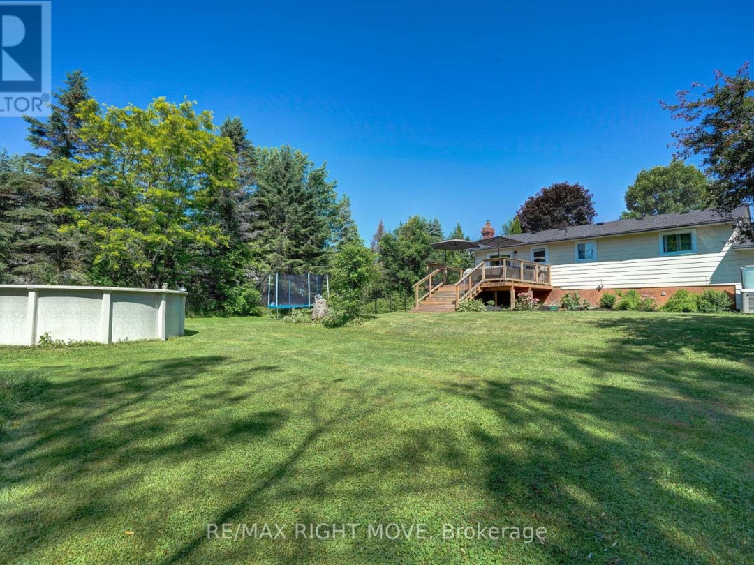 2268 THOMSON CRESCENT, 