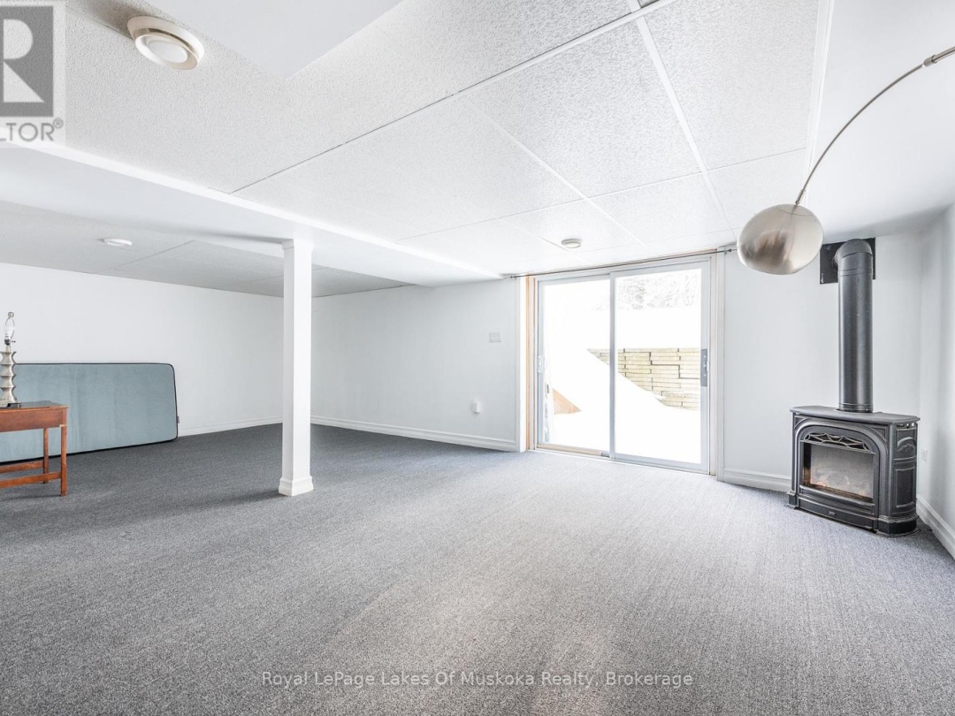 256 WOODLAND DRIVE, Huntsville (Chaffey)