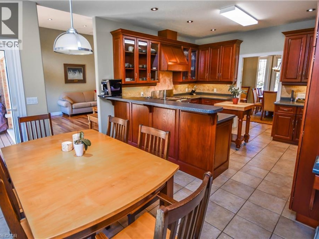 3040 TOWNLINE Road, 