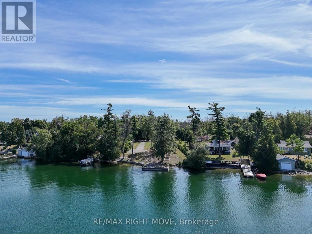 135 CREIGHTON STREET S, Lake Simcoe