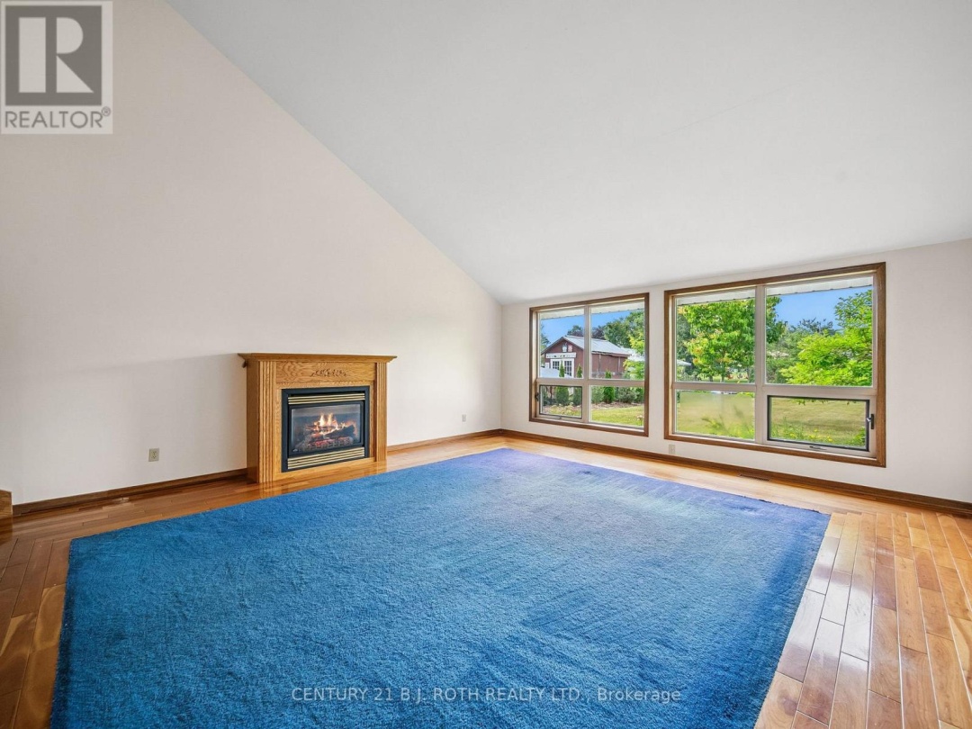 1415 CUNNINGHAM CRESCENT, 