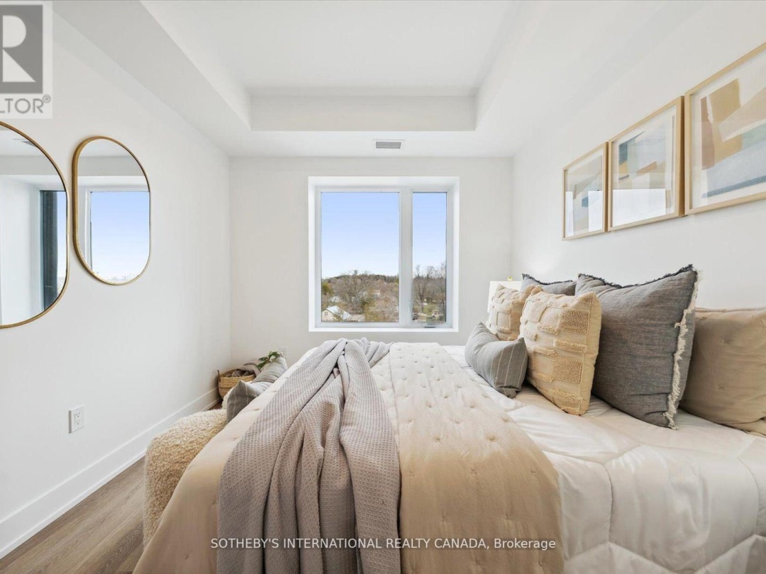 306 - 19B WEST STREET N, 