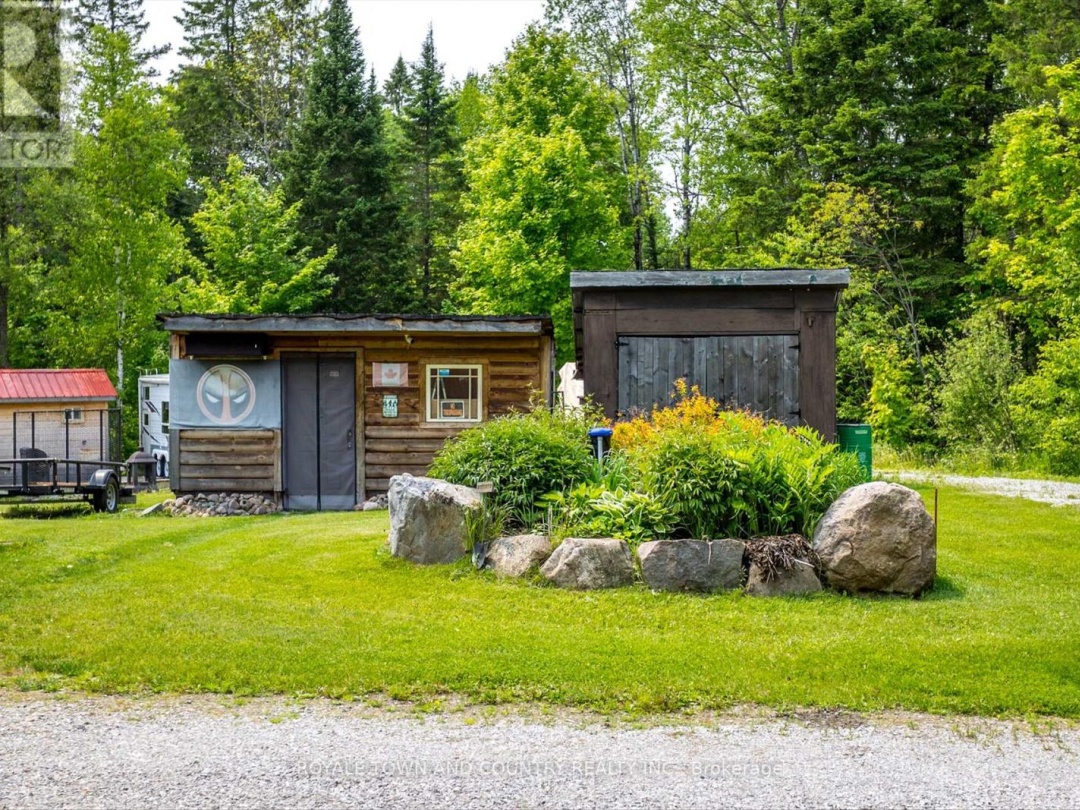 1042 TWEED DRIVE, Highlands East (Glamorgan)