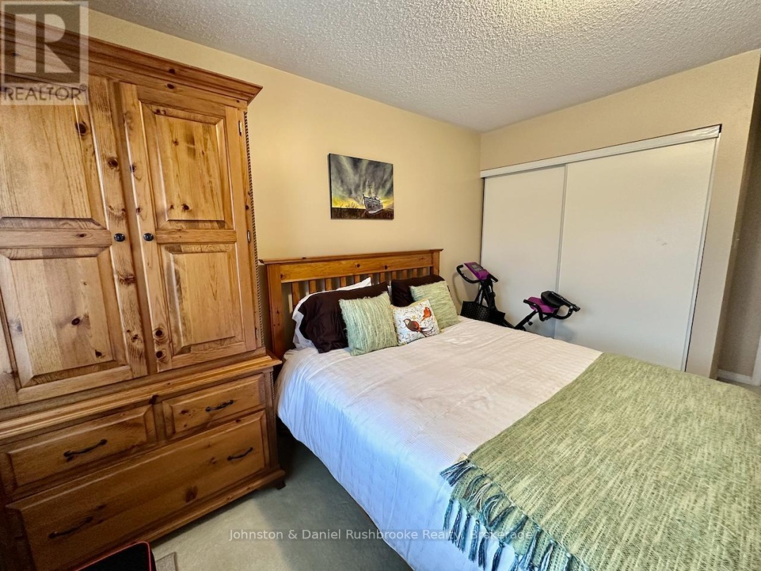 39 SHORELINE DRIVE, Muskoka River