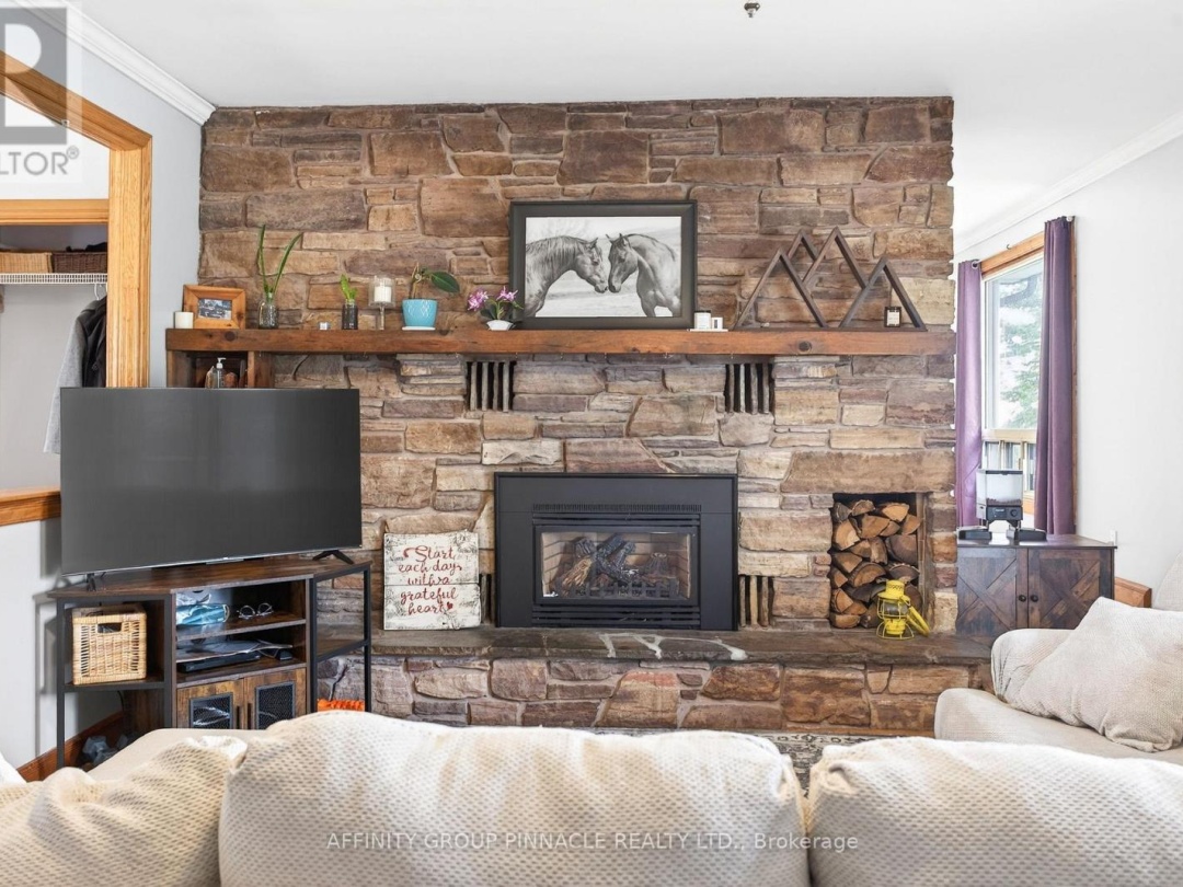 1140 FARMSTEAD ROAD, Kawartha Lakes (Mariposa)