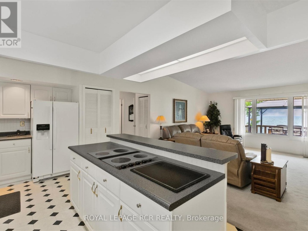 5 PARK LANE, Lake Simcoe