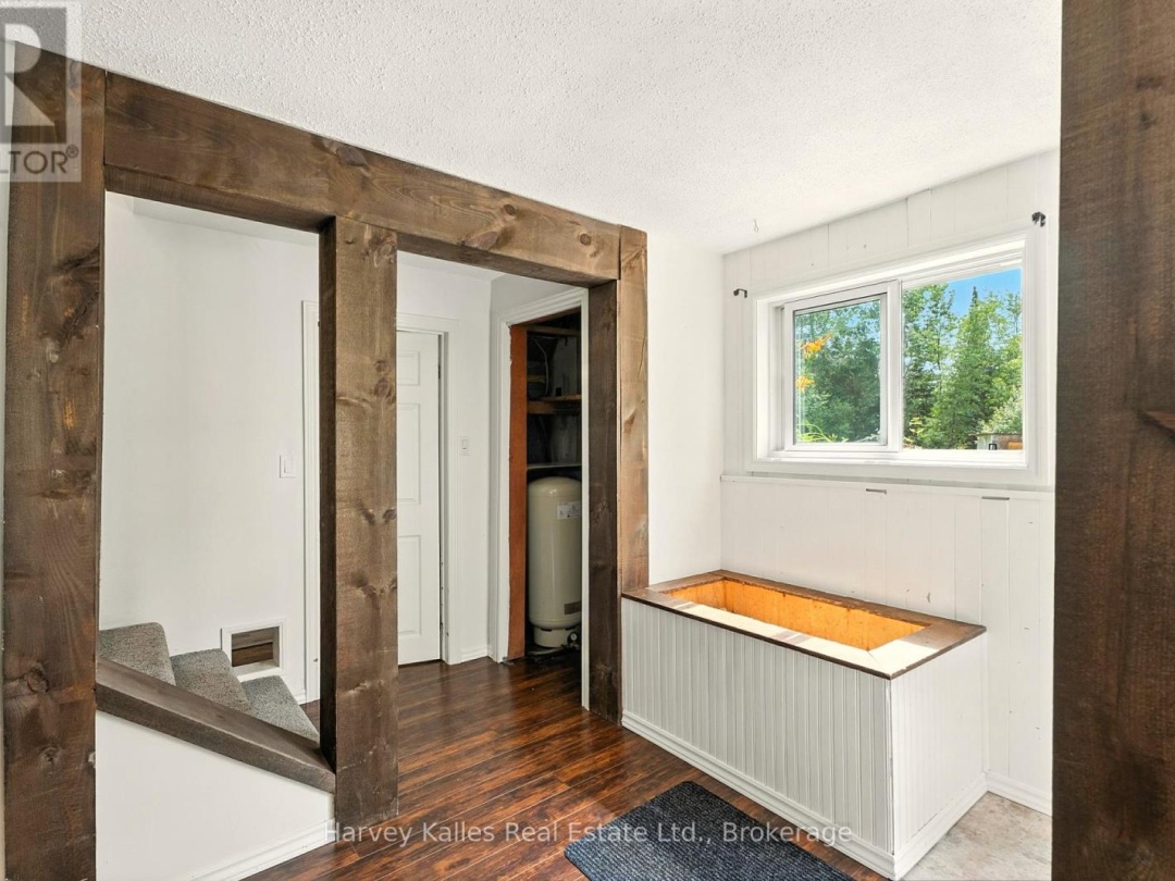 1094 PROSPECT LAKE ROAD, 