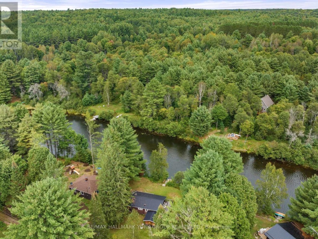 1042 Goadsby Trail, Burnt Lake