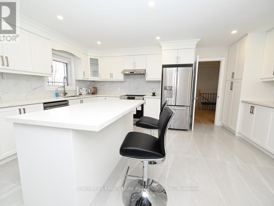 88 BAYSHORE DRIVE, Lake Simcoe